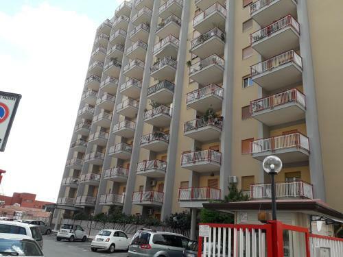 Signorile Appartamento In Condominio Rallo
