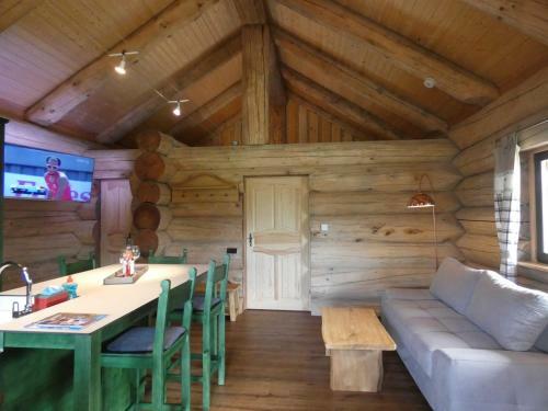 Naturstammhaus Tollensesee