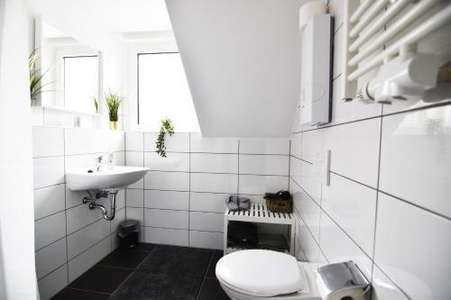 City Apartment K�ln, Messenah