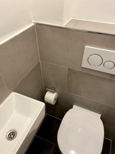 Apartamento Wundersch�ne Sanierte Wohnung Vor Den Toren K�lns