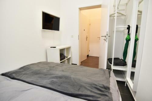 Cozy City Apartment - Near Cologne Fair