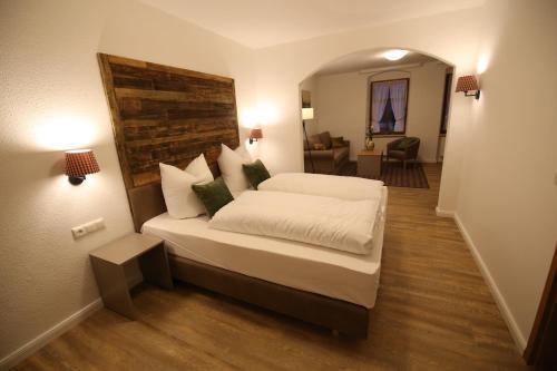 Aparthotel Deutscher Kaiser Ferienwohnungen