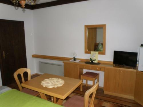 Hostal G�stehaus Am Walde - Familie Troller