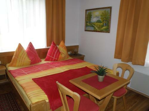 Hostal G�stehaus Am Walde - Familie Troller