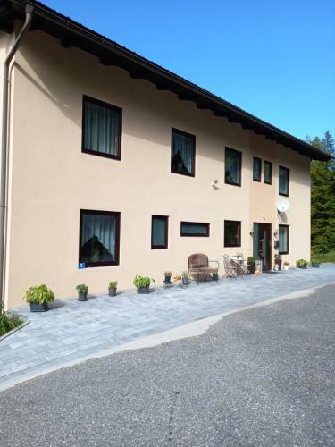 Hostal G�stehaus Am Walde - Familie Troller