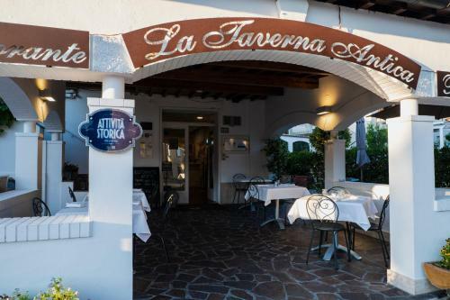 Bed & Breakfast La Taverna Antica Rooms