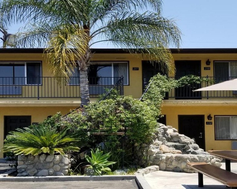 Motel Casa Bella Inn