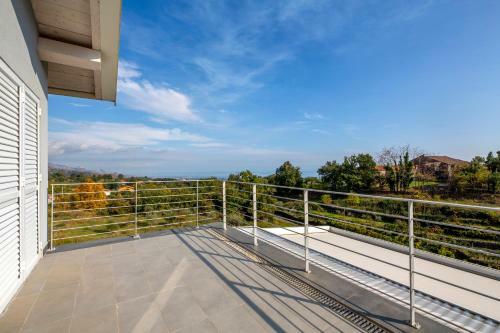 Design Villa In Piedimonte Etneo
