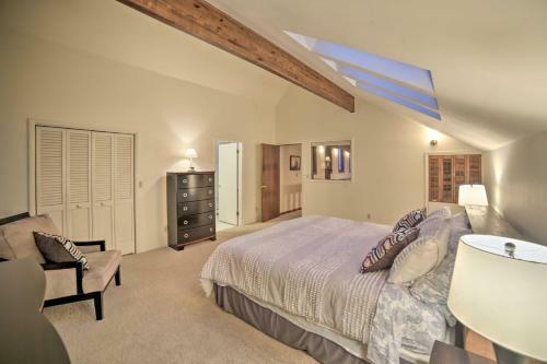 Lake Michigan Home With Private Beach And Deck!