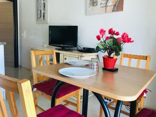 Pizzo Beach Club One Bed Apartments