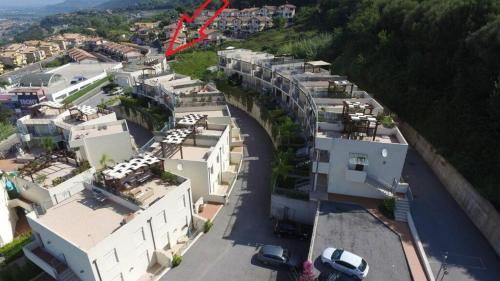Lux Apartment ! Swimmingpool ! Parking ! Separate Entrance ! Separate Territory !