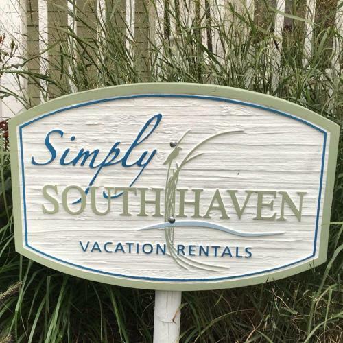 Luxurious 6 Bedroom, 6 Bath Home Only 1 Block From South Beach