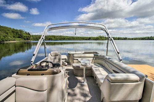 Stunning Crosslake Cabin With Deck And Lake Views!
