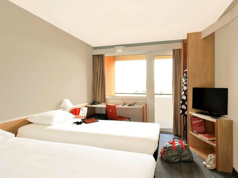 Hotel Ibis Aero