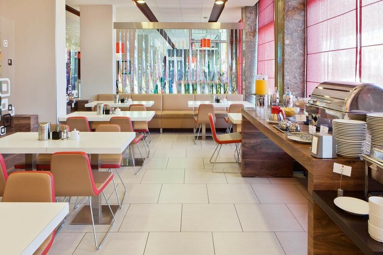 Hotel Ibis Aero