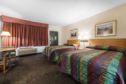 Hotel Rodeway Inn & Suites Colorado Springs
