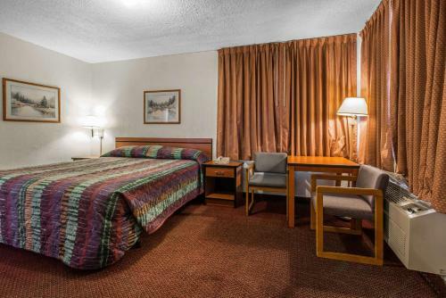 Hotel Rodeway Inn & Suites Colorado Springs