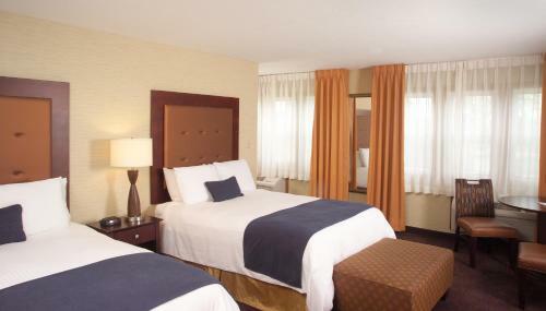 Hotel Ivy Court Inn And Suites