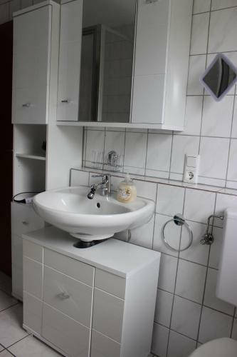 Apartamentos Ferienwohnung Am Waldrand
