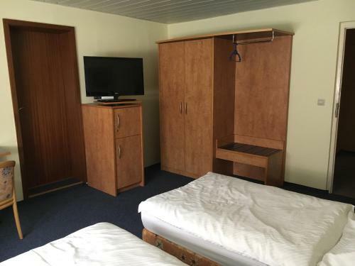 Hostal Altes Gasthaus Leuna Pension
