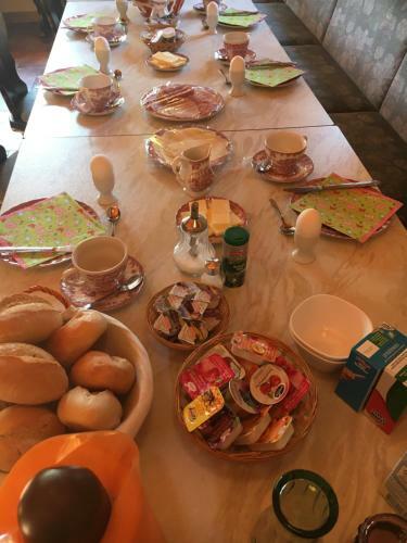 Hostal Altes Gasthaus Leuna Pension