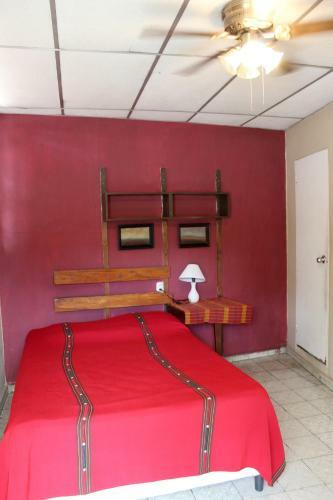 Hotel Ximenas Guest House