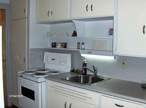 Agincourt Manor B&B Suites