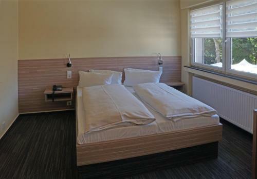 Hostal Hotel Zur Heide