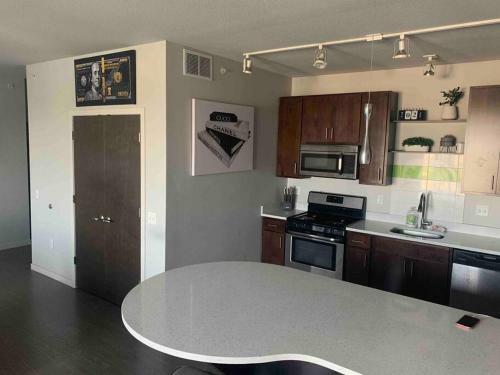 Apartamento Beautiful Top Floor Penthouse With City Views
