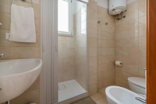Hostal La Vite Bianca - Short Lets, Locazione Turistica