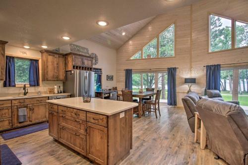 Relaxing Lakefront Retreat With Private Dock!