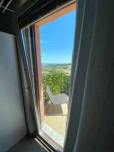 Hostal Red House Accomodation Potenza Picena