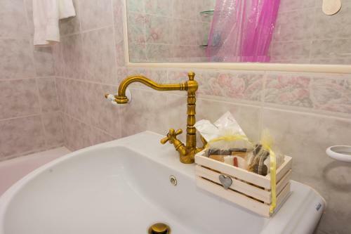 Bed & Breakfast Romantic Suite Overlooking The Sea