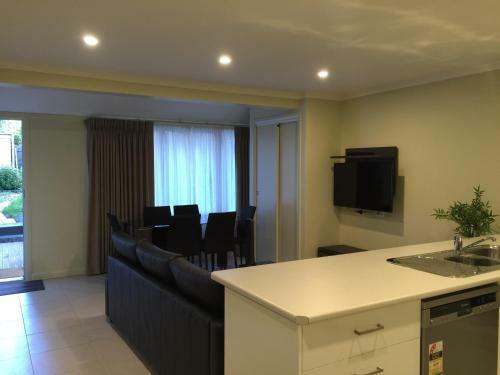 Park Squire Motor Inn & Serviced Apartments