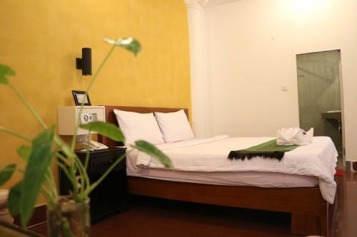 Hometown Hotel