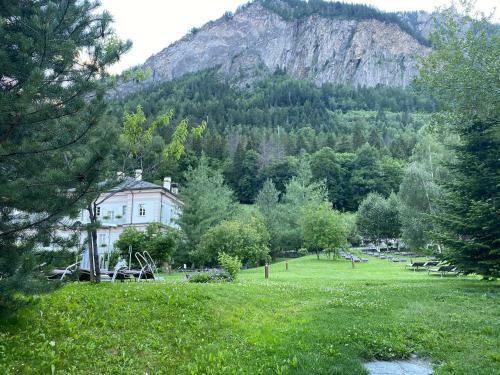 Chambres D'hotes De Montagne Berthod B&B 2