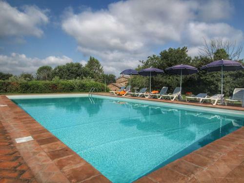 Cosy Farmhouse In Proceno With Swimming Pool
