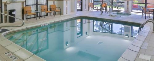 Hotel Courtyard Biloxi North/d'iberville