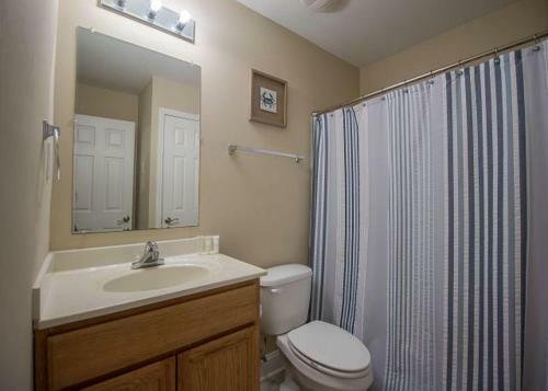 Oak Shores Studio 4 By Biloxi Beach Resort Rentals