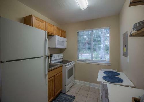 Oak Shores Studio 4 By Biloxi Beach Resort Rentals