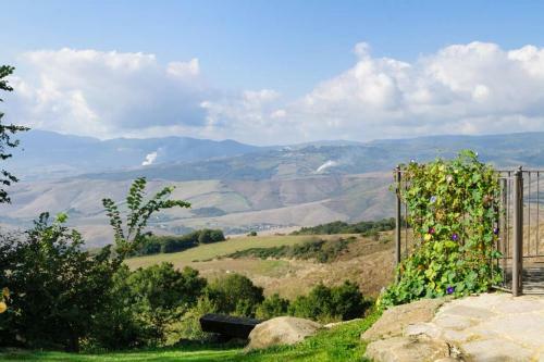 Girasole Cottage Overlooking The Orcia Valley In Tuscany