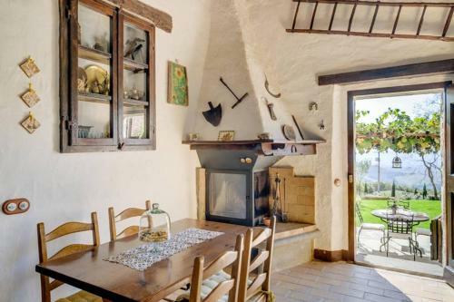 Girasole Cottage Overlooking The Orcia Valley In Tuscany