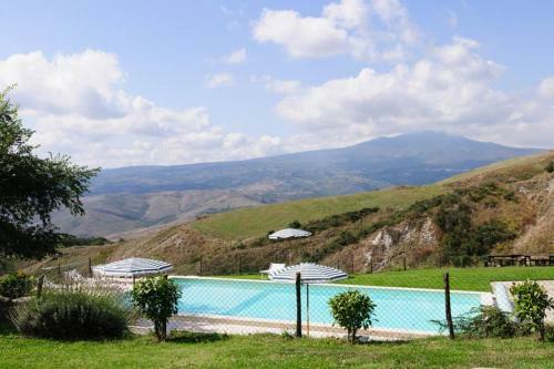 Girasole Cottage Overlooking The Orcia Valley In Tuscany