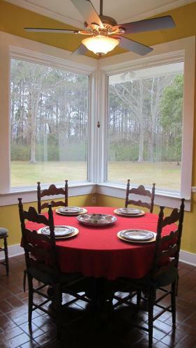 Mimi's Elegant Country Home