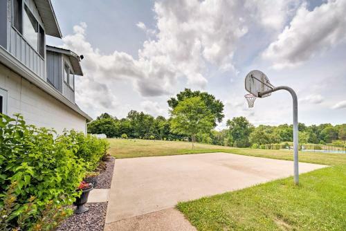 Updated Berger Cottage With Pool, On A Private Farm!