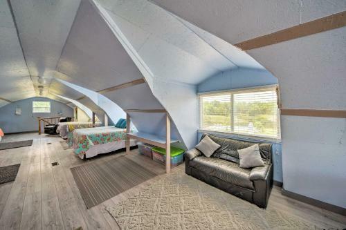 Updated Berger Cottage With Pool, On A Private Farm!