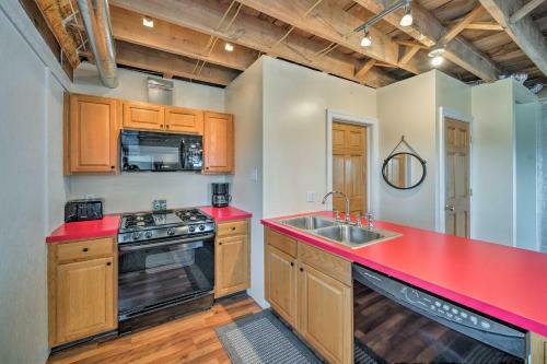 Updated Berger Cottage With Pool, On A Private Farm!