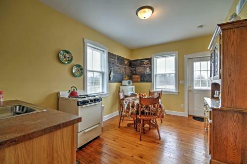 Apartamento Charming Berger Apt On 42-acre Farm With Pool Access