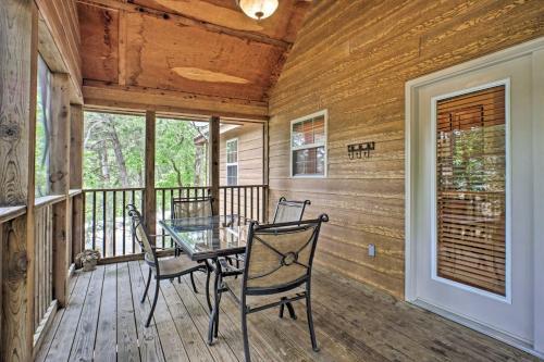 Branson West Retreat 2 Suites With Ideal Location!