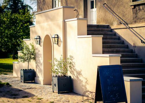 Hotel Gutshaus Volzrade B&B